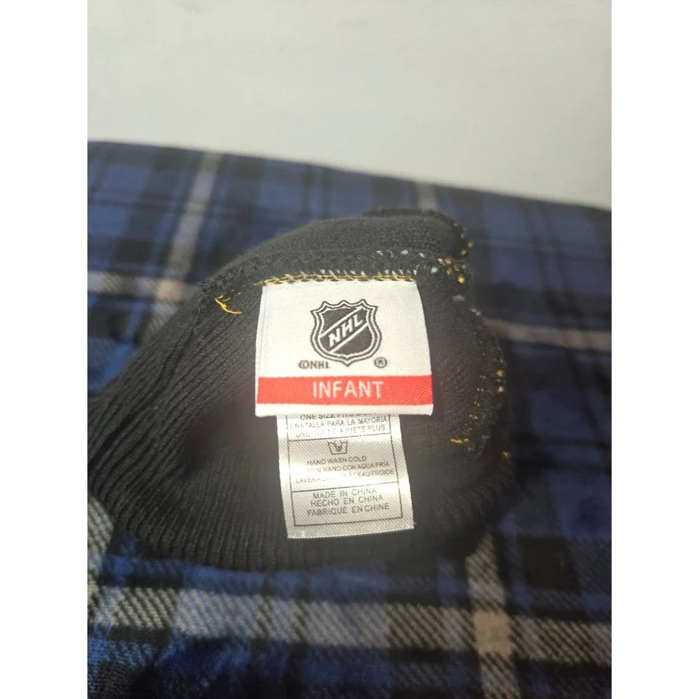 NHL Boston Bruins Infant Black Gold Knit Beanie